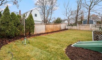 127 Prospect St, East Greenwich, RI 02818