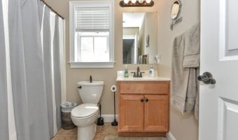 3 Susan Valley Ter, Alloway, NJ 07462