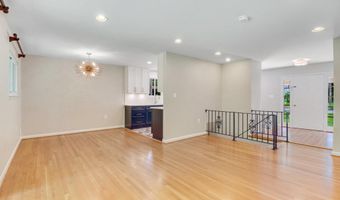 5019 FLEMING Dr, Annandale, VA 22003