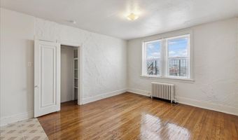 33 S Iowa Ave Ave, Atlantic City, NJ 08401