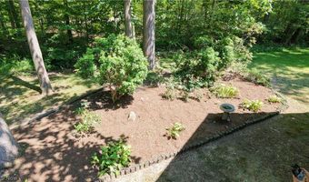 1305 Garrison Rd, Ashtabula, OH 44004