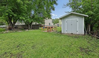 636 Garden Rd, Ames, IA 50010
