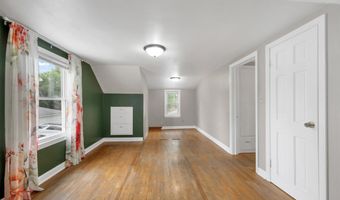 1203 W NORTHLAND Ave, Appleton, WI 54914