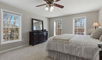 18 Holbrook Rd, Bedford, NH 03110