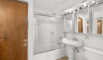 16381 HUNTER Ave, Oregon City, OR 97045