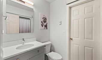 84 Roundhouse Rd, Bourne, MA 02532
