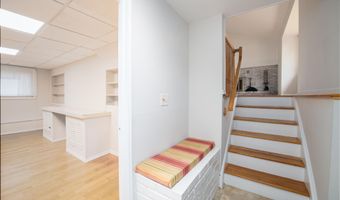 540 Sherman Ave, Belford, NJ 07718