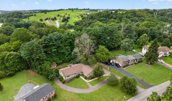 823 Birdie Dr, Abingdon, VA 24211