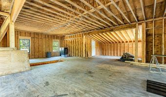 8261 Lake Shore Rd, Angola, NY 14006