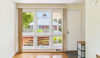 6049 AVON Dr, Bethesda, MD 20814