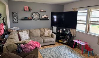 216 4th St E, Bottineau, ND 58318