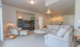 269 202nd St, Arnolds Park, IA 51331