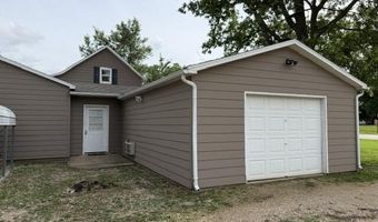 901 E 5th St, Altamont, KS 67330