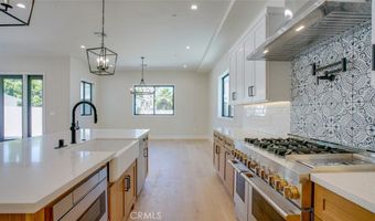 6250 Lindley Ave, Encino, CA 91316