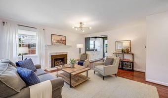 7306 WAYNE Dr, Annandale, VA 22003
