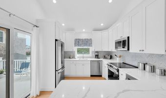 41 A Mount St, Bay Head, NJ 08742