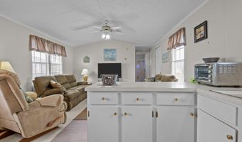 204 Winston Ave, Atlantic Beach, NC 28512