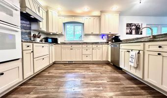 307 The Woods, Bedford, IN 47421