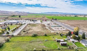 26 Eagle Rd, Chubbuck, ID 83202