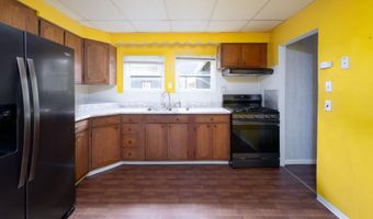 507 E 9th St, Auburn, IN 46706