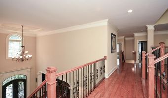 2210 Spalding Dr, Atlanta, GA 30350
