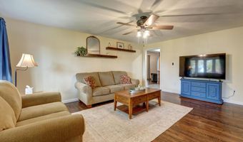 18 Greenmoor Dr, Arcanum, OH 45304