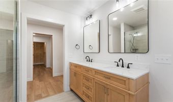 322 Old Glory Dr NE, Alexandria, MN 56308