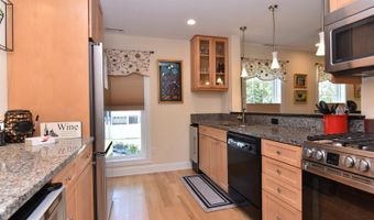 105 CHICAGO St, Dewey Beach, DE 19971