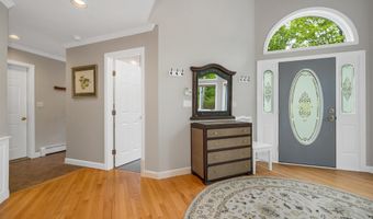 32 Merrill Rd, Campton, NH 03223