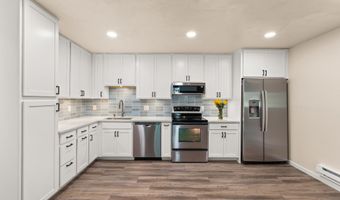 1050 W Beaver Crk #E304, Avon, CO 81620