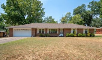 605 7th St, Barling, AR 72923