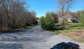 150 Lenihan Ln, East Greenwich, RI 02818