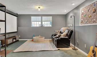 1028 Lexington Dr, Aliquippa, PA 15001