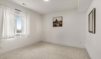 6482 Crown Cres, Ammon, ID 83406