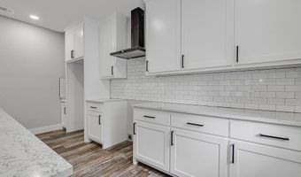 90 Live Oak St, Alvarado, TX 76009