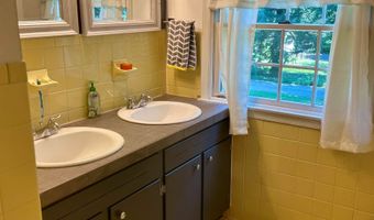 100 S Shore Dr, Dover, DE 19901