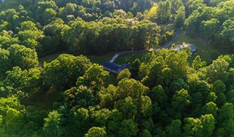 70 Resurrection Rd, Beattyville, KY 41311