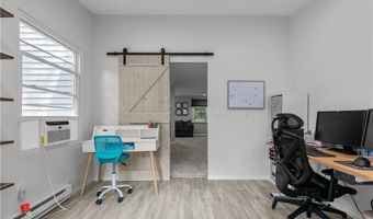 80 PECK Ave, Bristol, RI 02809