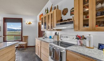 10885 Callender Rd, Cascade, ID 83611