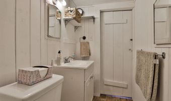100-102 Tucker Shore Rd, Belmont, NH 03220