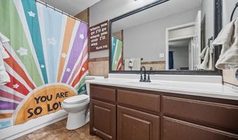 100 Coronado Trl, Weatherford, TX 76087