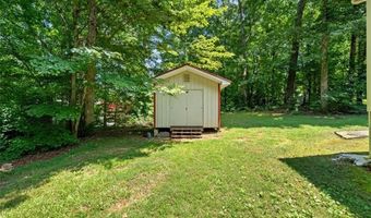 1737 Woodglo Dr, Asheboro, NC 27205