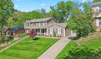 180 Spring Oaks Dr, Ballwin, MO 63011
