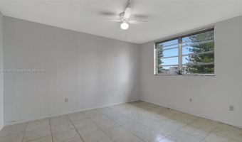 2905 Point East Dr L514, Aventura, FL 33160