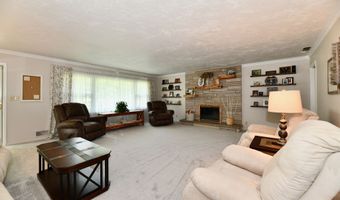 1910 Ivy Dr, Anderson, IN 46011