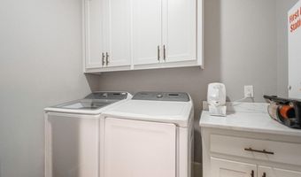 7725 S Shoreline Blvd, Benton, AR 72019