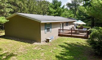 817 Elk Dr, Adams, WI 53910