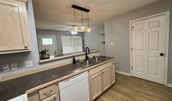 7517 Oak Cove Dr, Biloxi, MS 39532