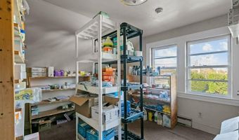 74 Valley Rd, Middletown, RI 02842