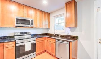 2707 S WALTER REED Dr S A, Arlington, VA 22206